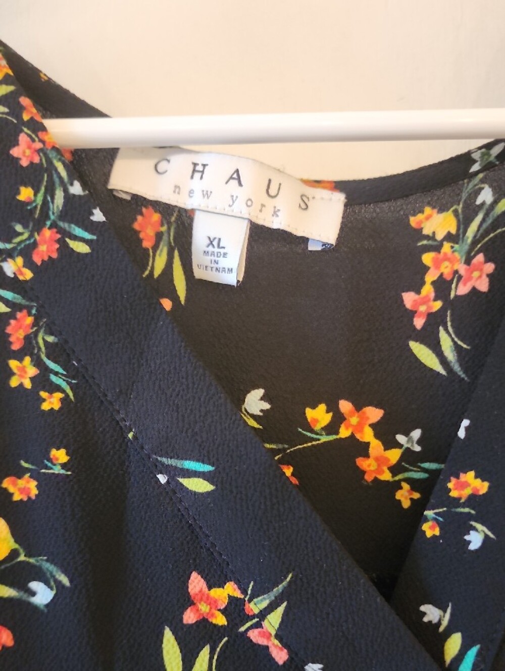 Chaus Black Floral V-Neck Short Sleeve Blouse - Picture 2 of 2